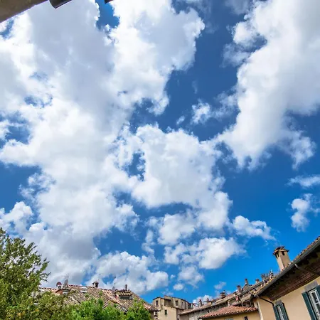 Garden Vista Charming 2 Bedrooms 2 Bathrooms Lucca