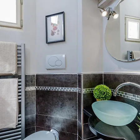 Garden Vista Charming 2 Bedrooms 2 Bathrooms * Lucca